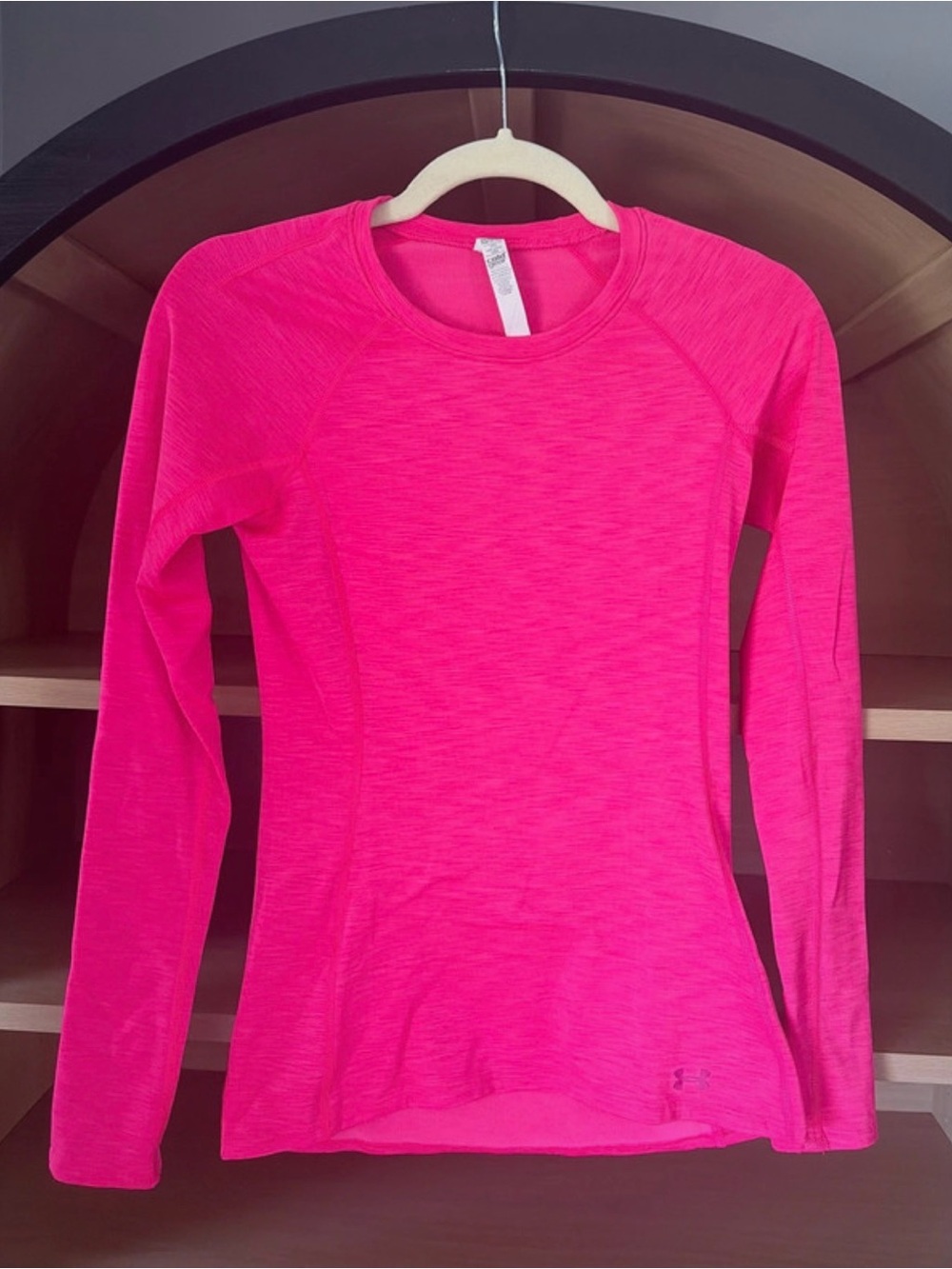 ✨$12✨Under Armour•Women’s Long Sleeve Crew ColdGear Top | Hot Pink | XS
